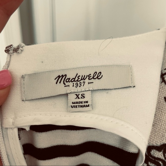 Women's Madewell Verse Striped Stretch Dress With Pockets  Black & Cream… - Picture 6 of 9